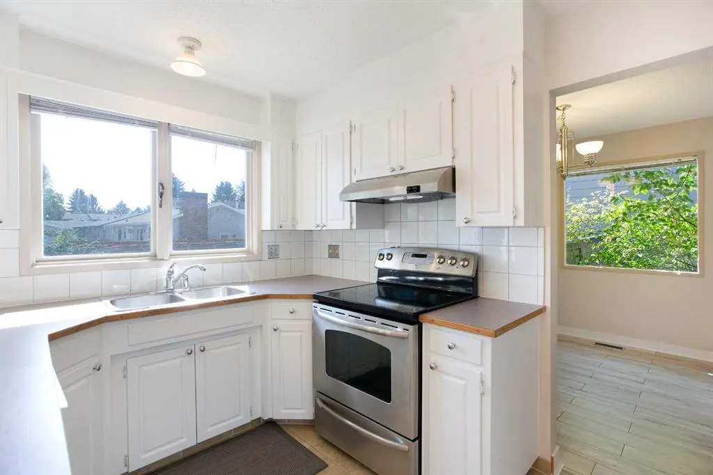135 Parkglen Crescent SE