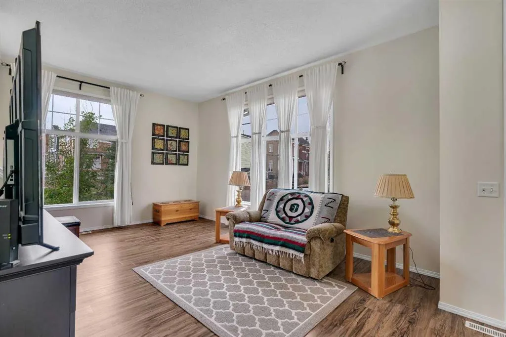 117 Mckenzie Towne Gate SE