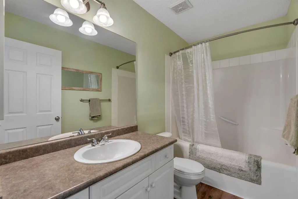 117 Mckenzie Towne Gate SE