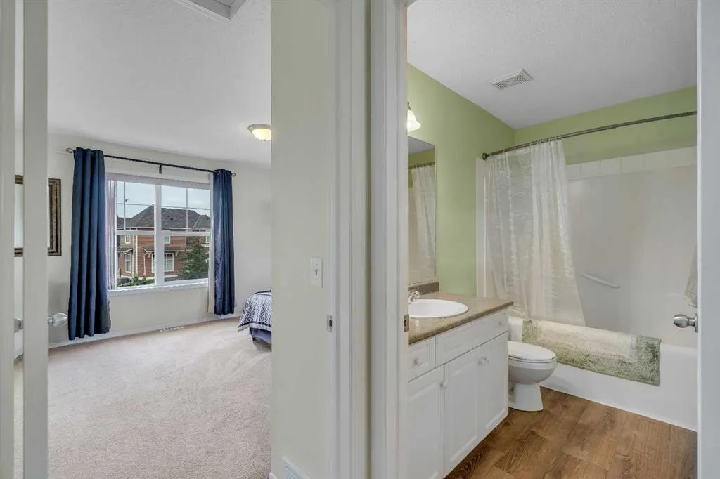 117 Mckenzie Towne Gate SE