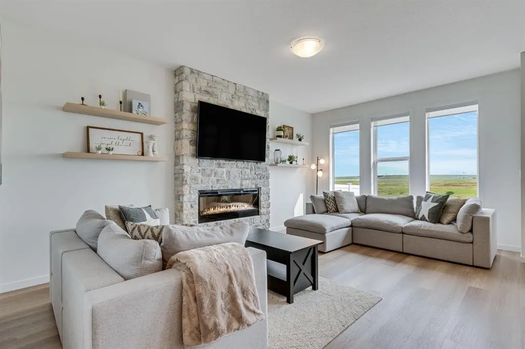 245 Copperhead Way SE