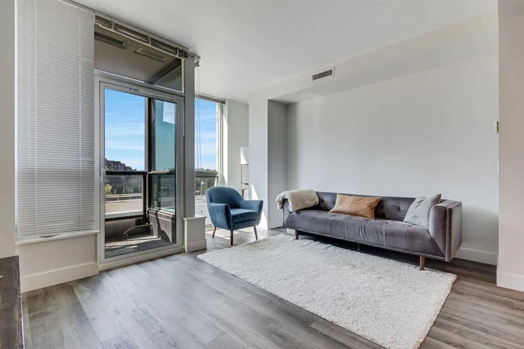 222 Riverfront Avenue SW, #548