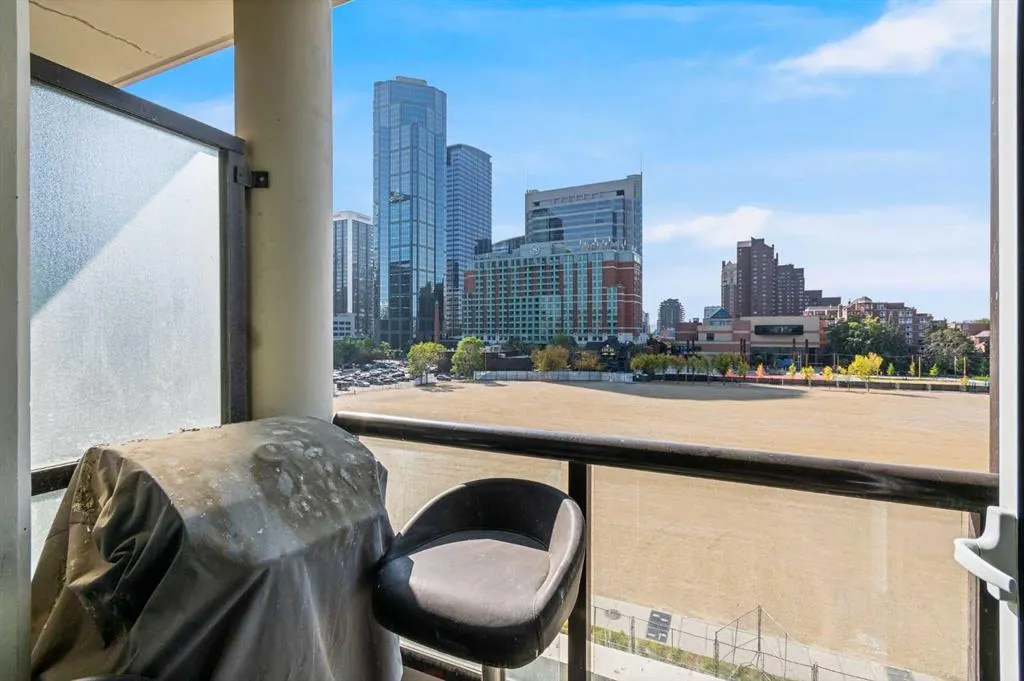 222 Riverfront Avenue SW, #548