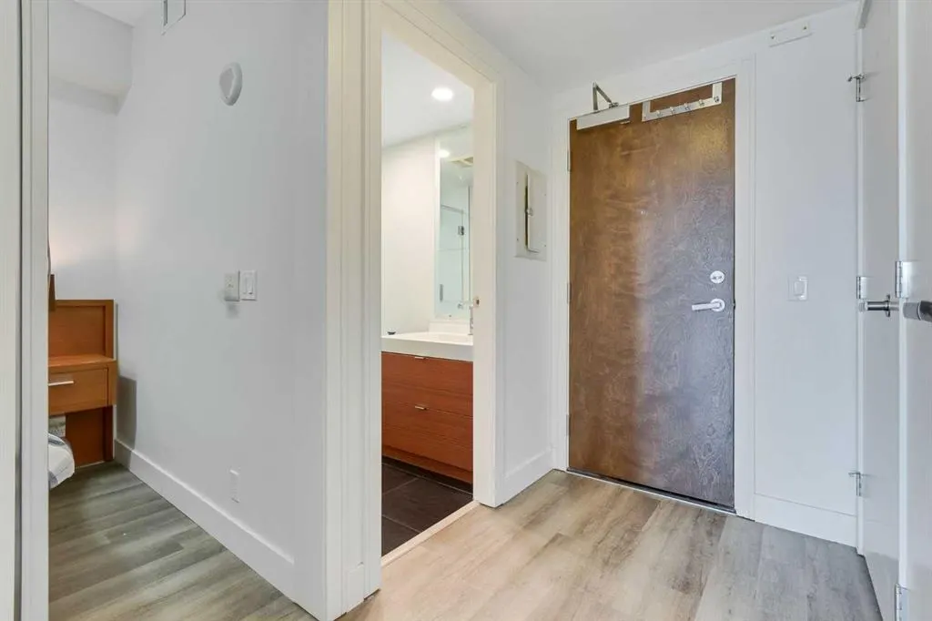 222 Riverfront Avenue SW, #548