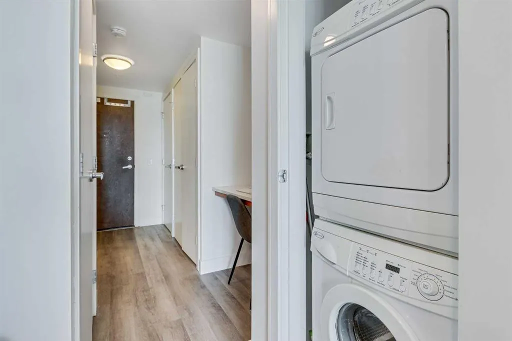 222 Riverfront Avenue SW, #548