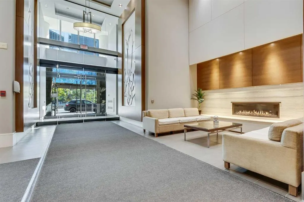 222 Riverfront Avenue SW, #548