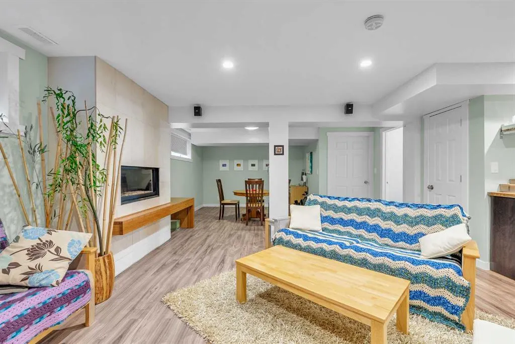 123 Elgin Terrace SE