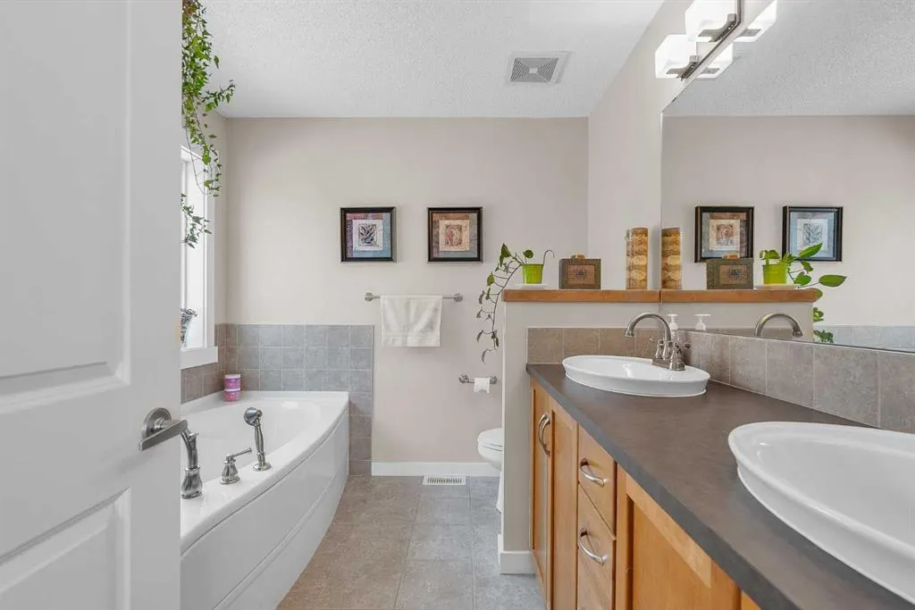 123 Elgin Terrace SE