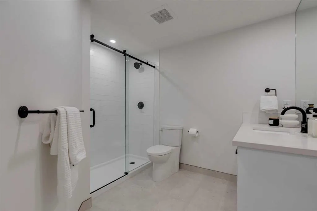 161 Kingsmere Cove SE