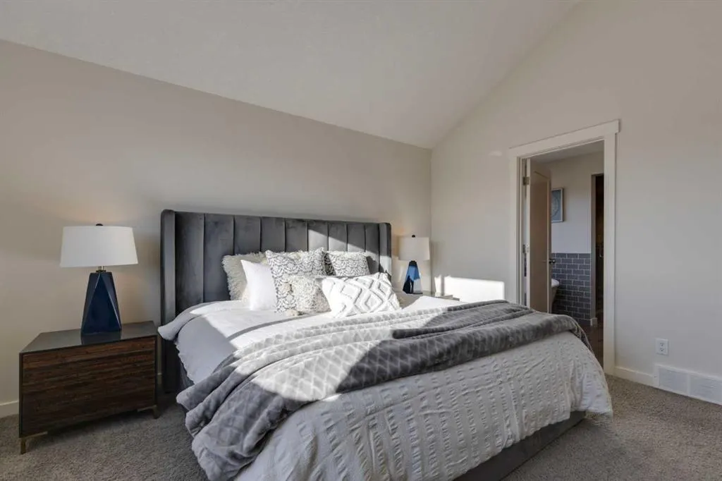 161 Kingsmere Cove SE