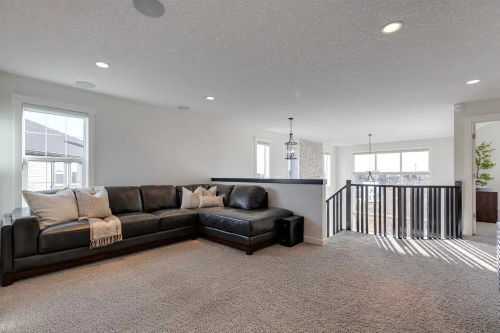 161 Kingsmere Cove SE