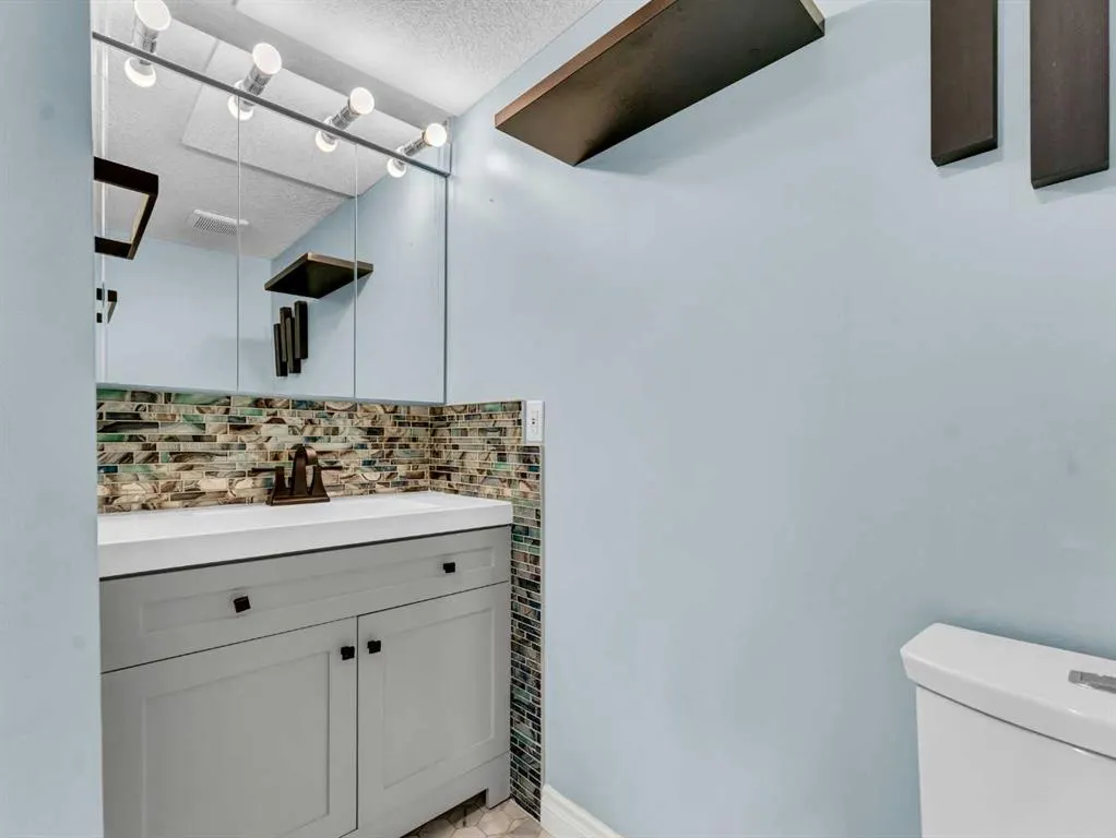 1535 Southview Drive SE, #220