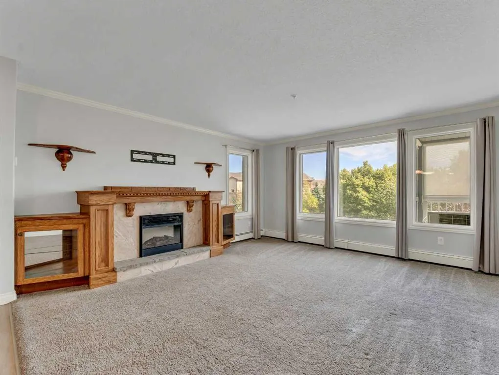 1535 Southview Drive SE, #220
