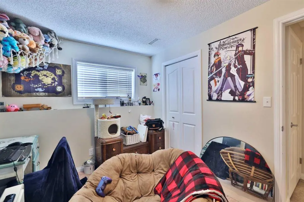 66 Westview Crescent