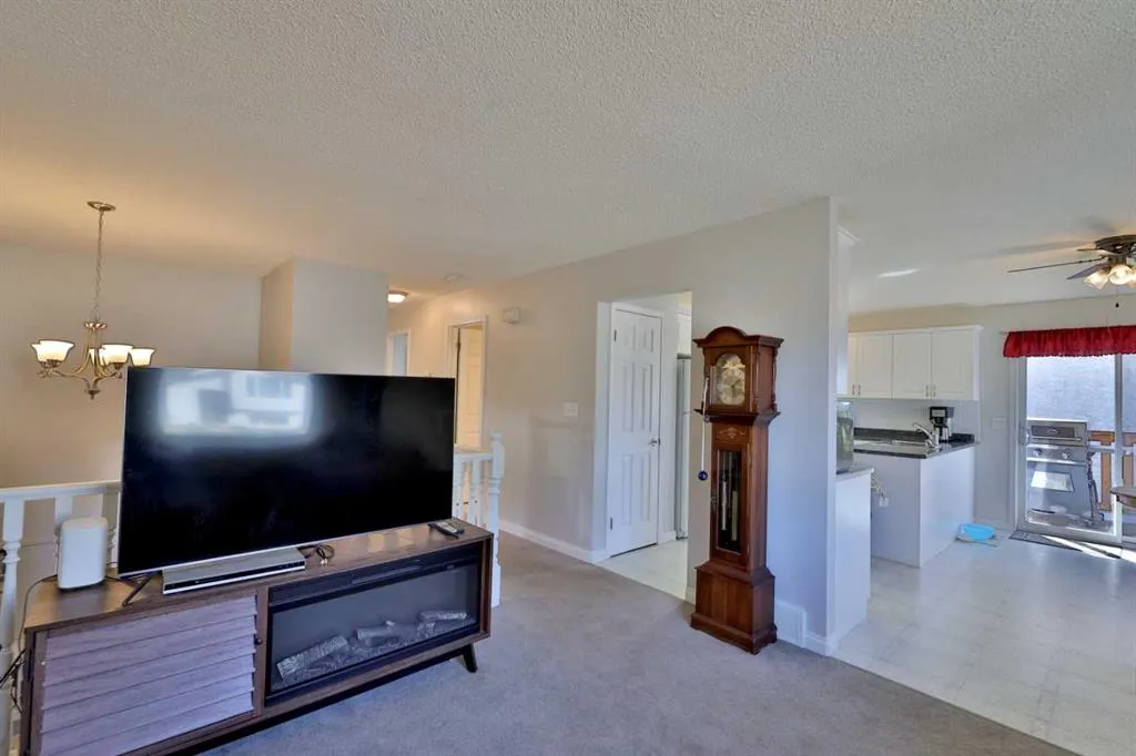 66 Westview Crescent