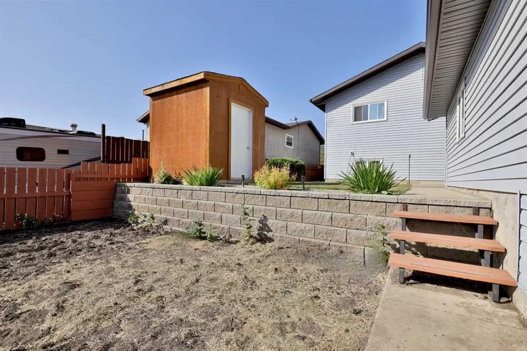 66 Westview Crescent