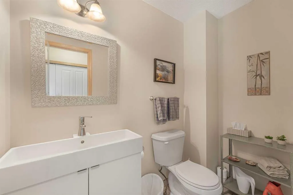 651 Killarney Glen Court SW