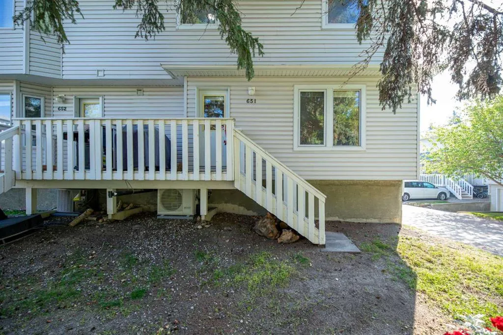 651 Killarney Glen Court SW