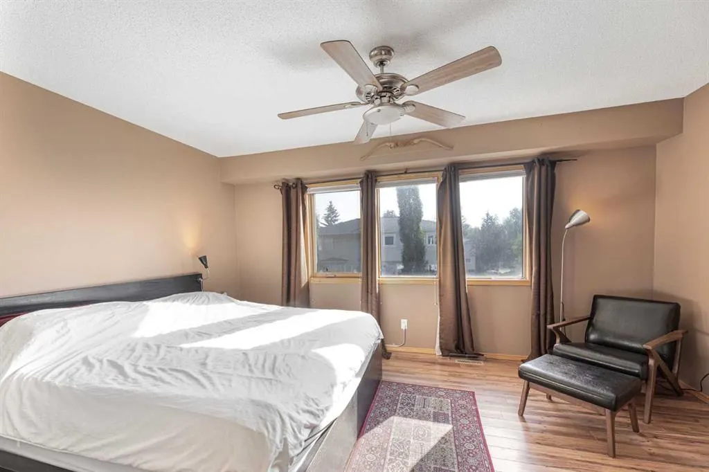 651 Killarney Glen Court SW