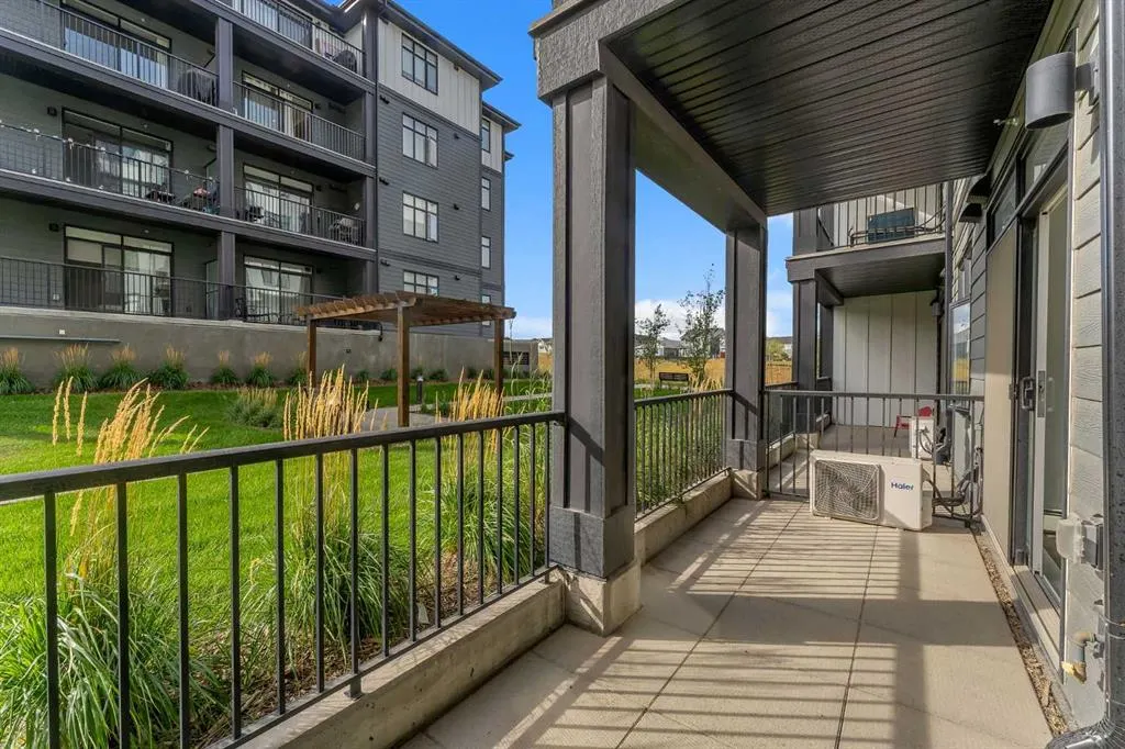 30 Sage Hill Walk NW, #109