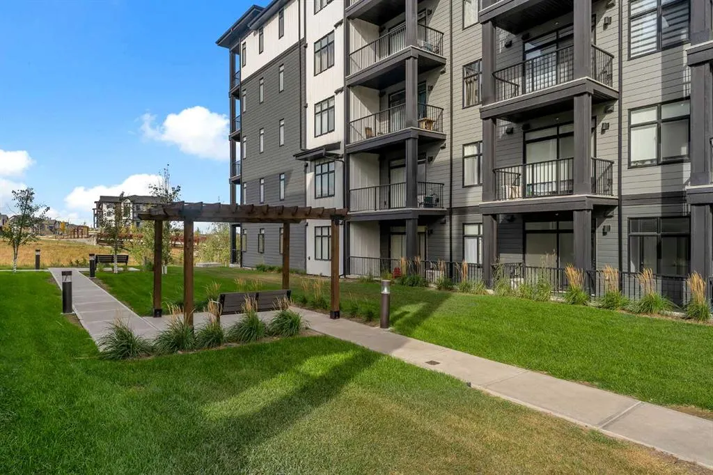 30 Sage Hill Walk NW, #109