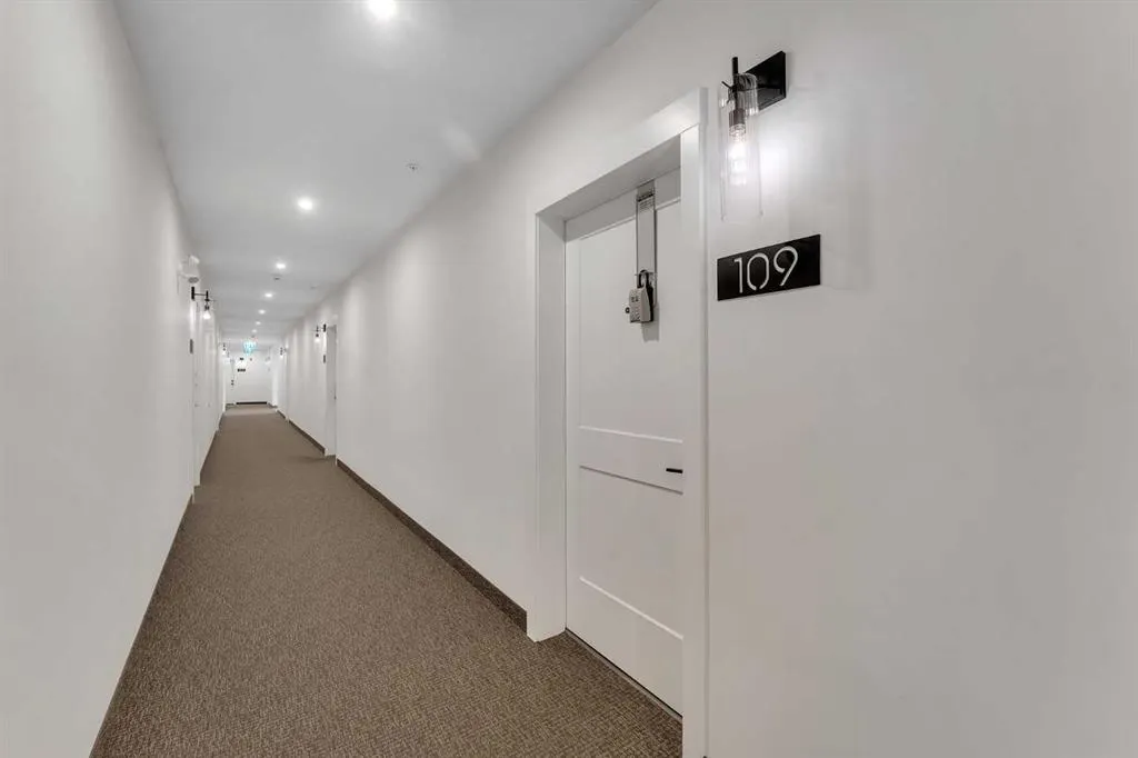 30 Sage Hill Walk NW, #109