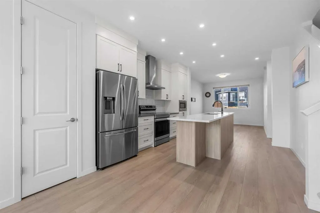 21 Edith Gate NW