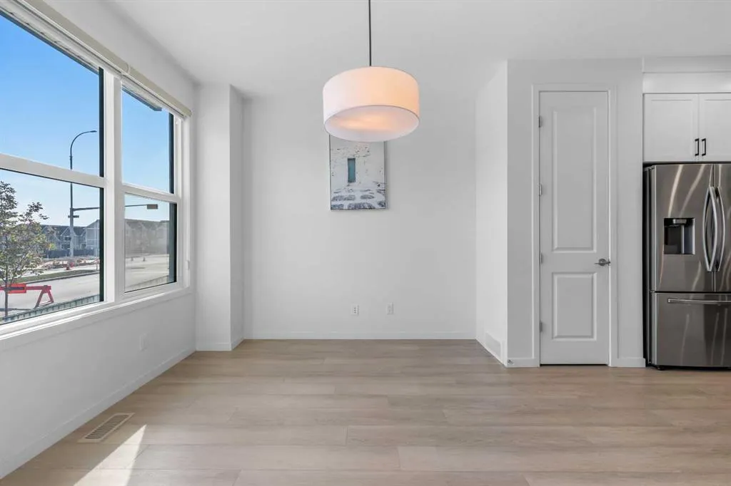 21 Edith Gate NW