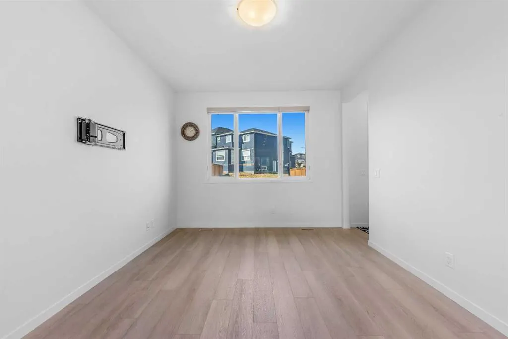 21 Edith Gate NW