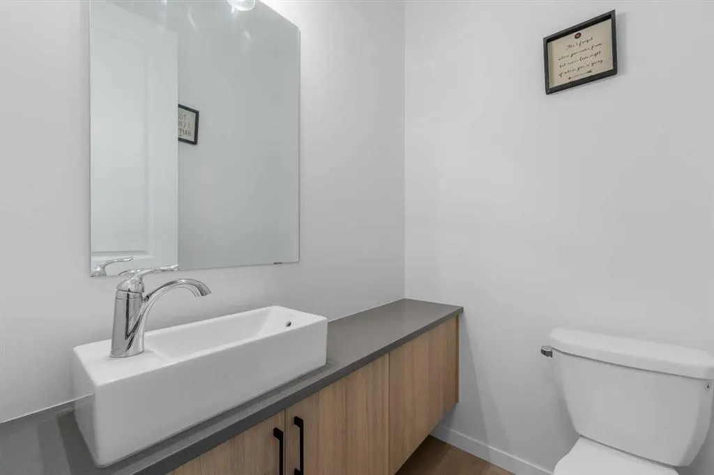 21 Edith Gate NW