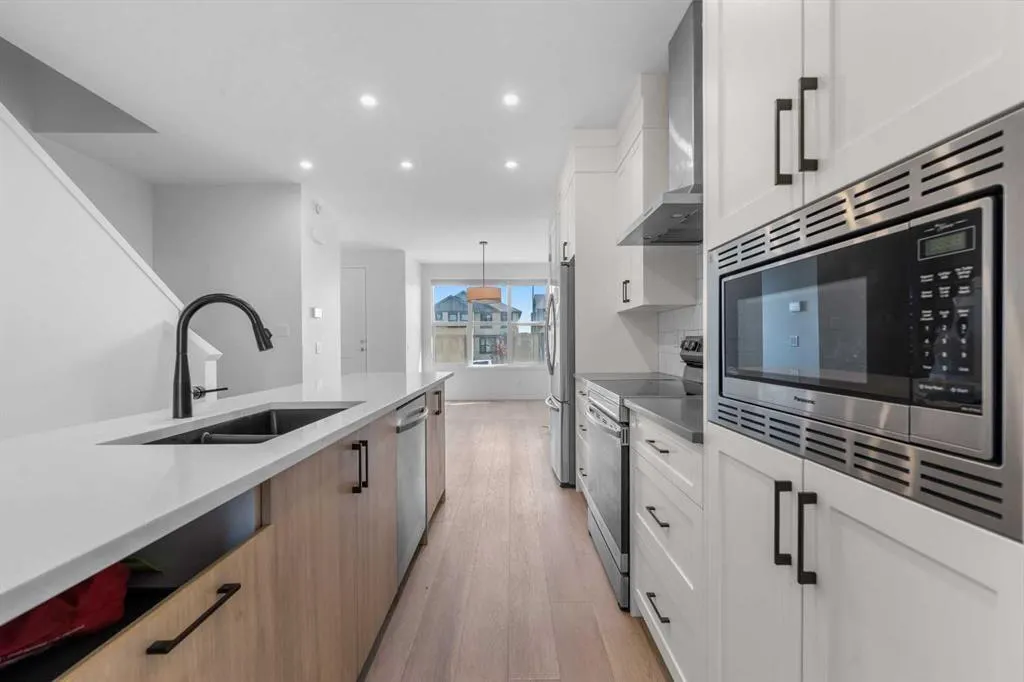 21 Edith Gate NW