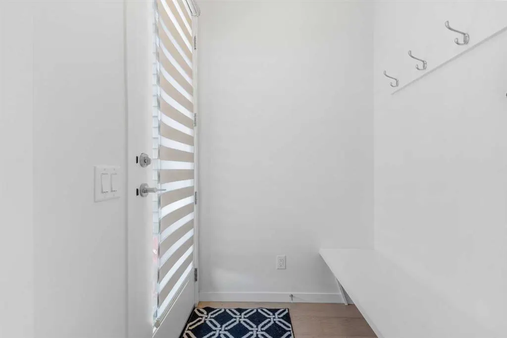 21 Edith Gate NW