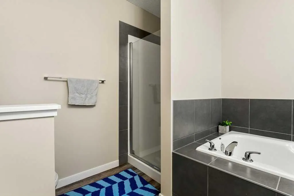 24 Copperpond Park SE
