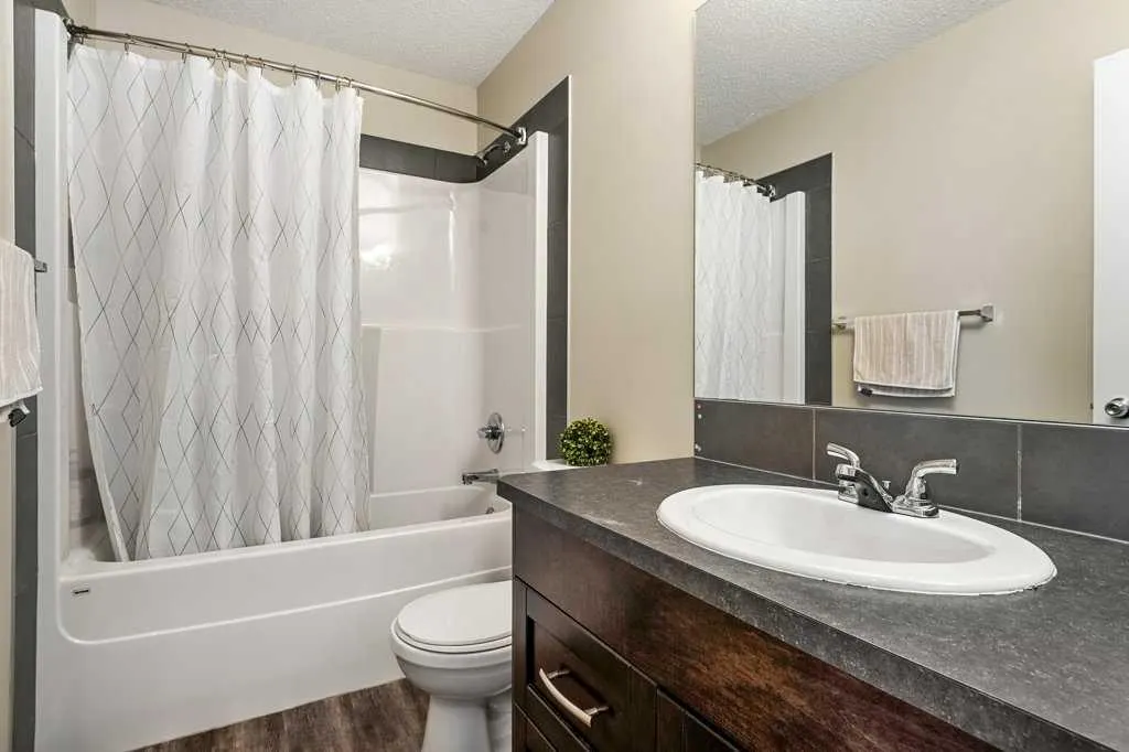 24 Copperpond Park SE