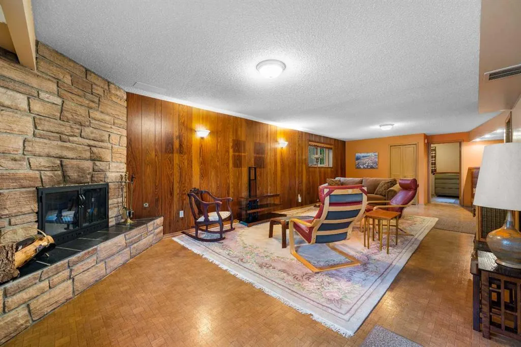 10 Varsville Place NW