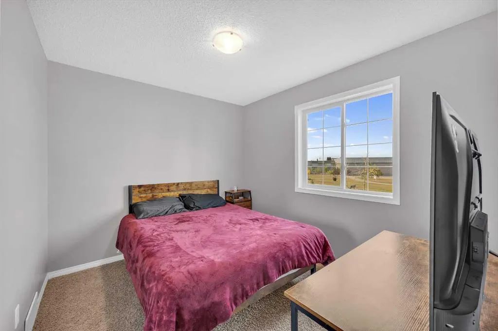 126 Windstone Avenue SW