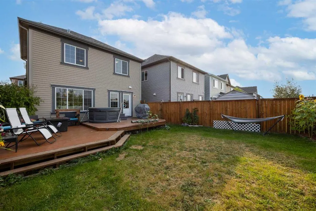126 Windstone Avenue SW