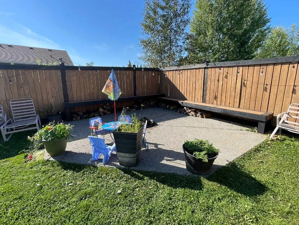122 Muldoon Crescent