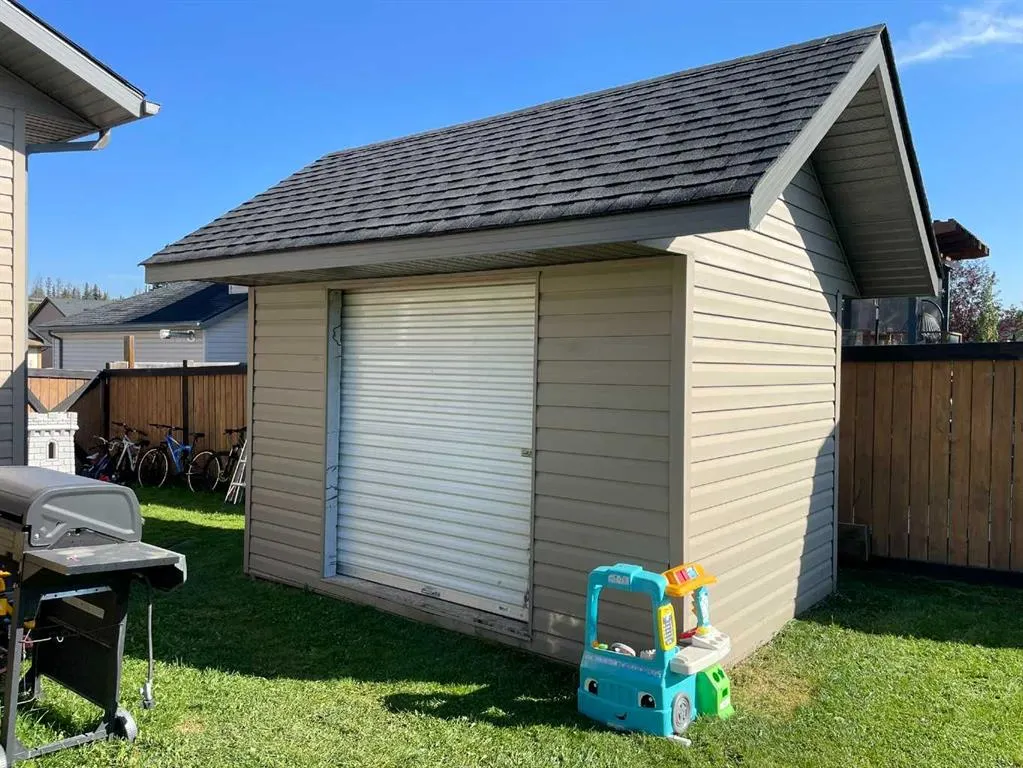 122 Muldoon Crescent
