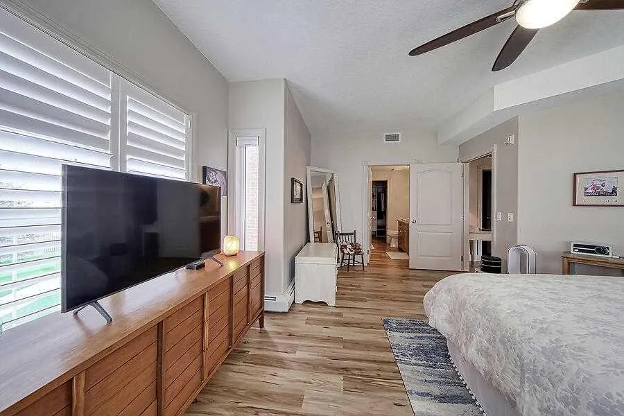 151 Country Village Road NE, #1233