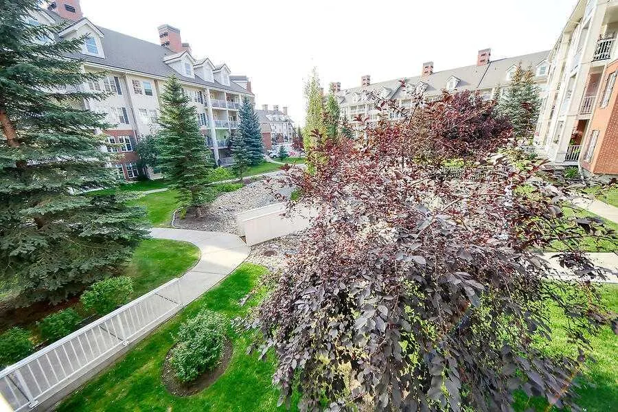 151 Country Village Road NE, #1233