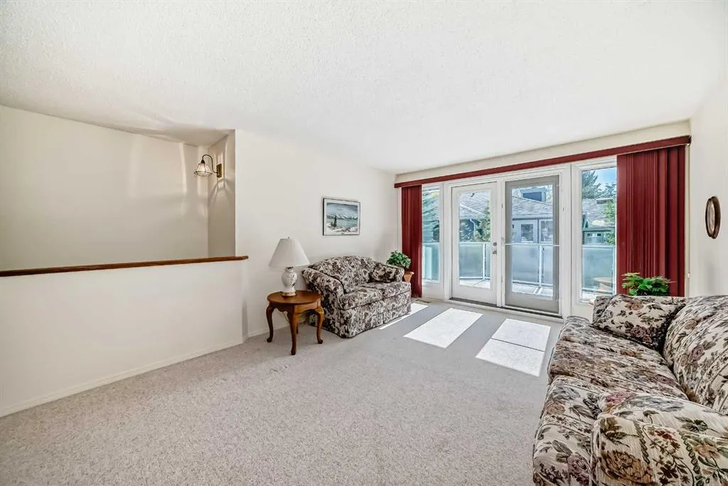 44 Hawkside Park NW
