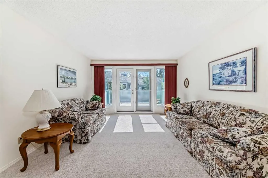 44 Hawkside Park NW
