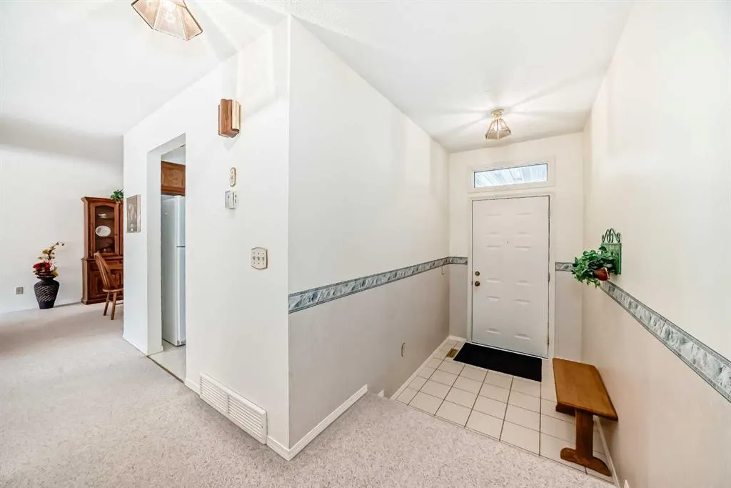 44 Hawkside Park NW