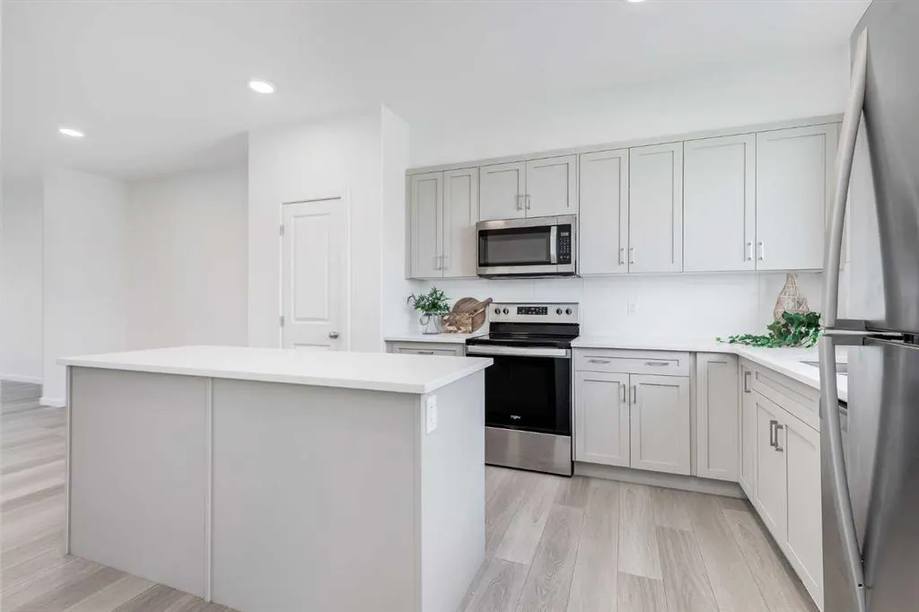 61 Belmont Drive SW