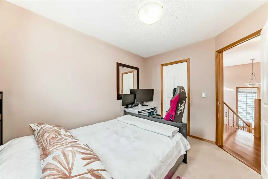 16062 Everstone Road SW