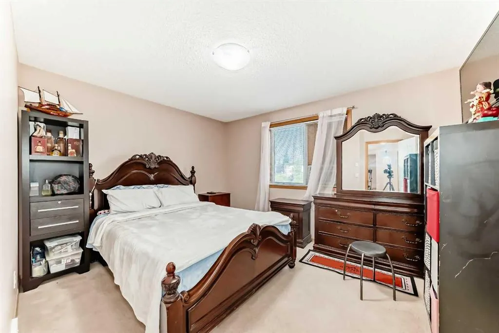 16062 Everstone Road SW