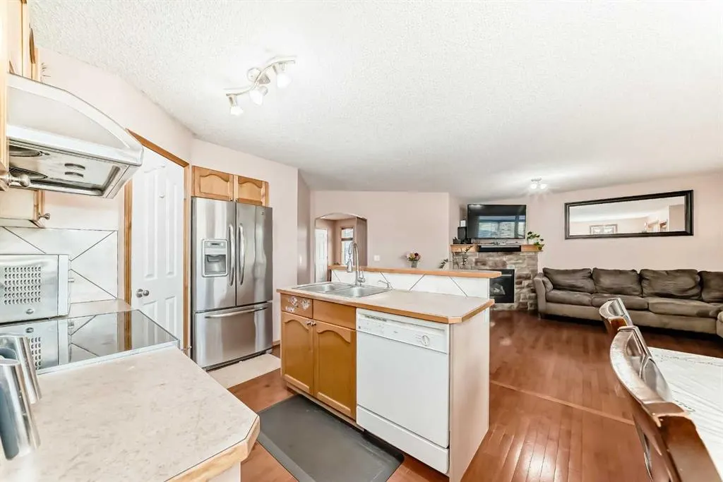 16062 Everstone Road SW