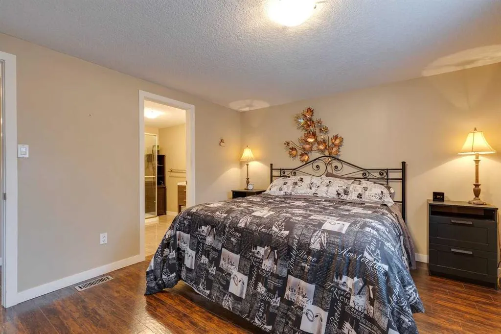 99 Arbour Lake Road NW, #106