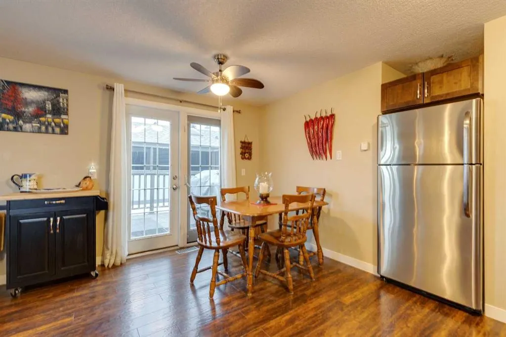 99 Arbour Lake Road NW, #106